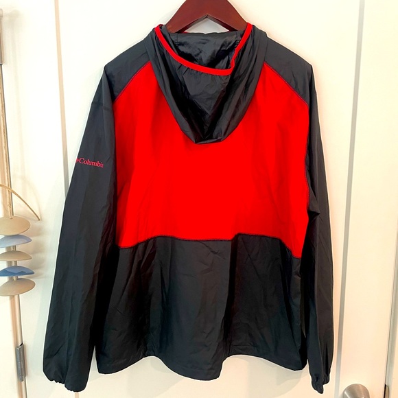 Columbia Windbreaker- Wisconsin Badgers - Red/Black - XL - Picture 2 of 4